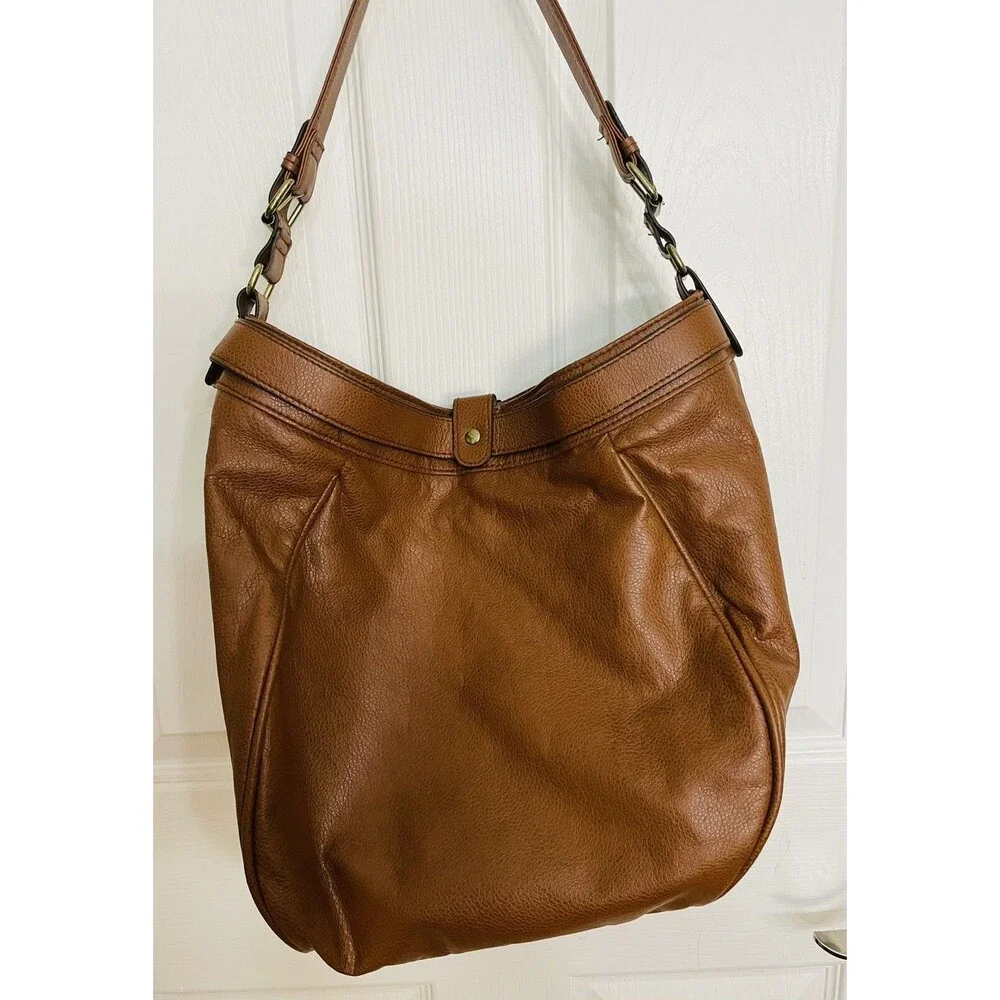 Forever 21 Women Brown Faux Vegan Leather Shoulder Hobo Bag Tote Gym Weekend